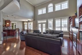 Property listing for 116 Gatepost Pl., Hamilton, ON